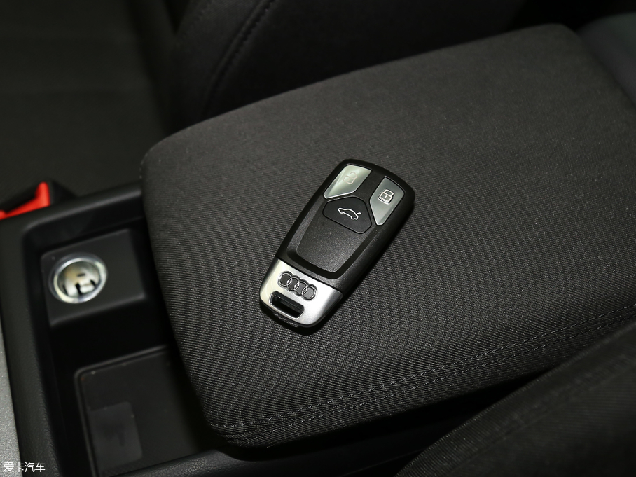 2018WA4L 30 40 TFSI Mȡ