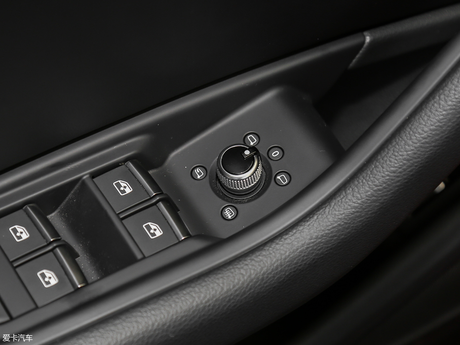 2018WA4L 30 40 TFSI \