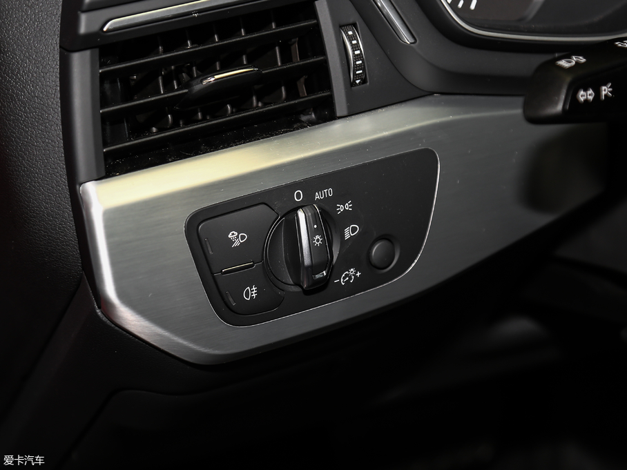 2018WA4L 30 40 TFSI \