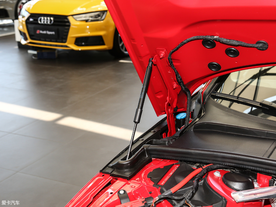 2018WA4L 30 40 TFSI \