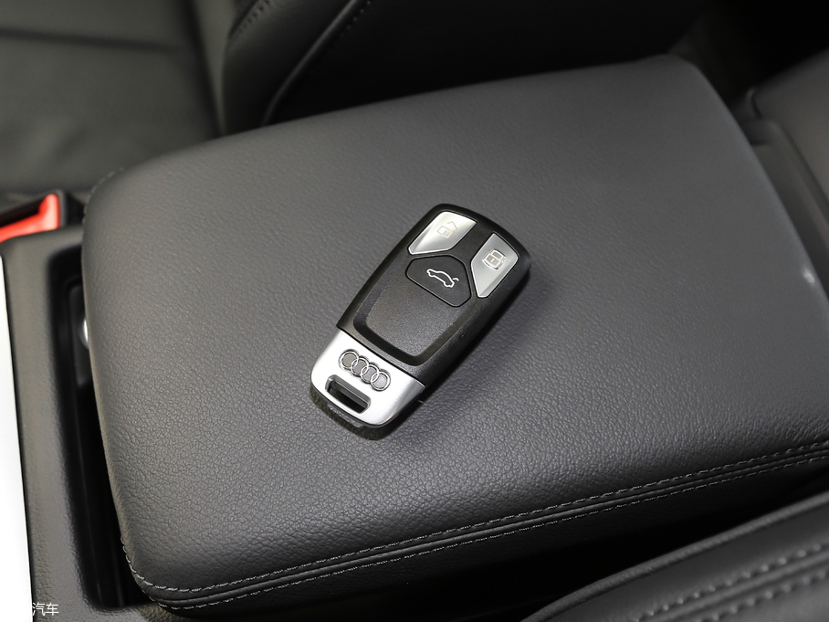 2018WA4L 30 40 TFSI \