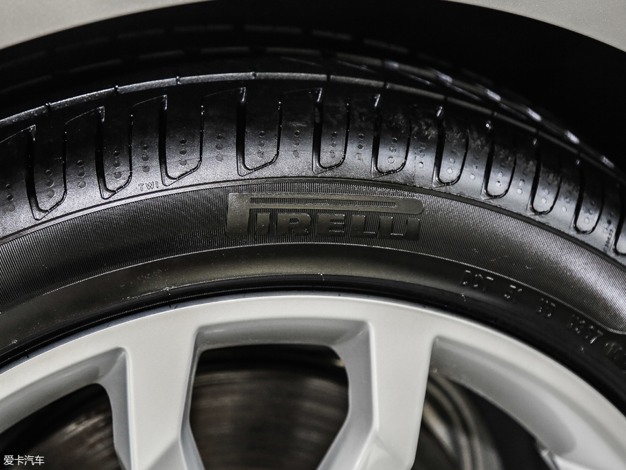 2018WA4L 30 40 TFSI \