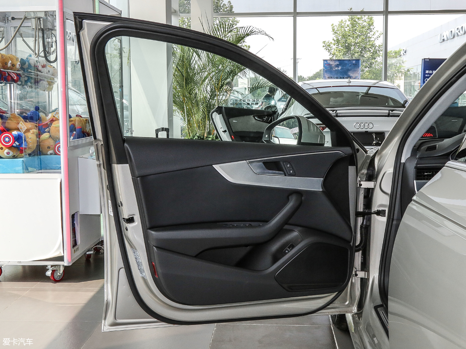 2018WA4L 30 40 TFSI \