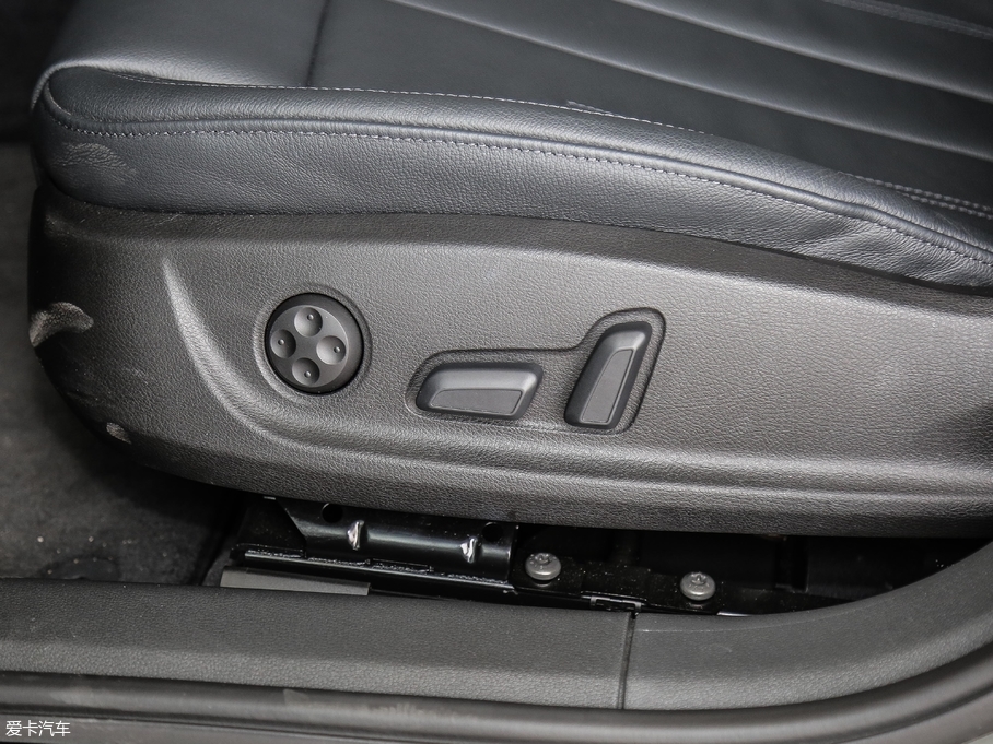 2018WA4L 30 40 TFSI \