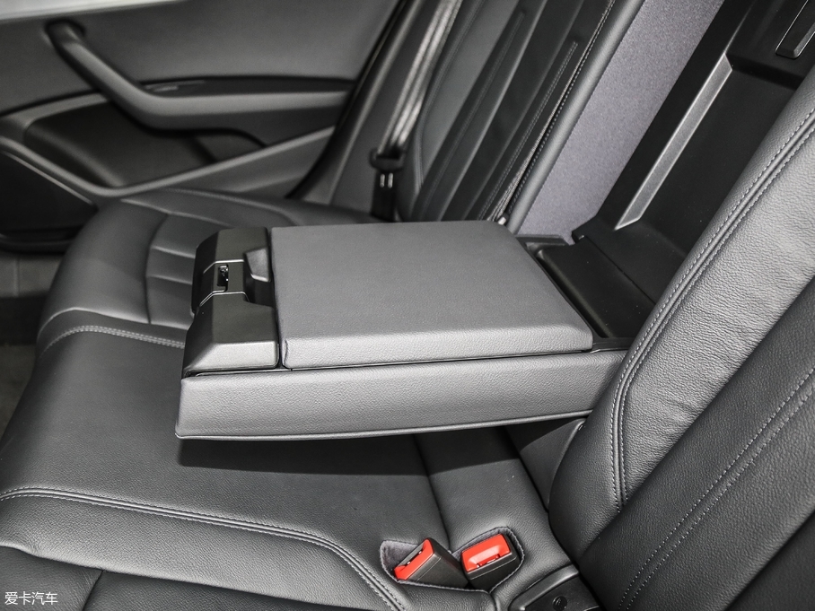 2018WA4L 30 40 TFSI \