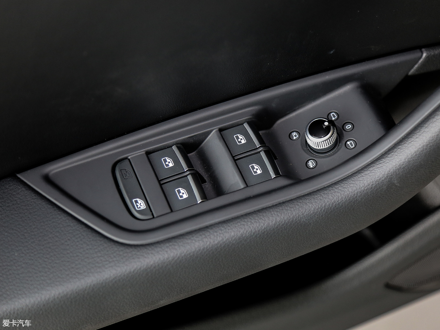 2018WA4L 30 40 TFSI \