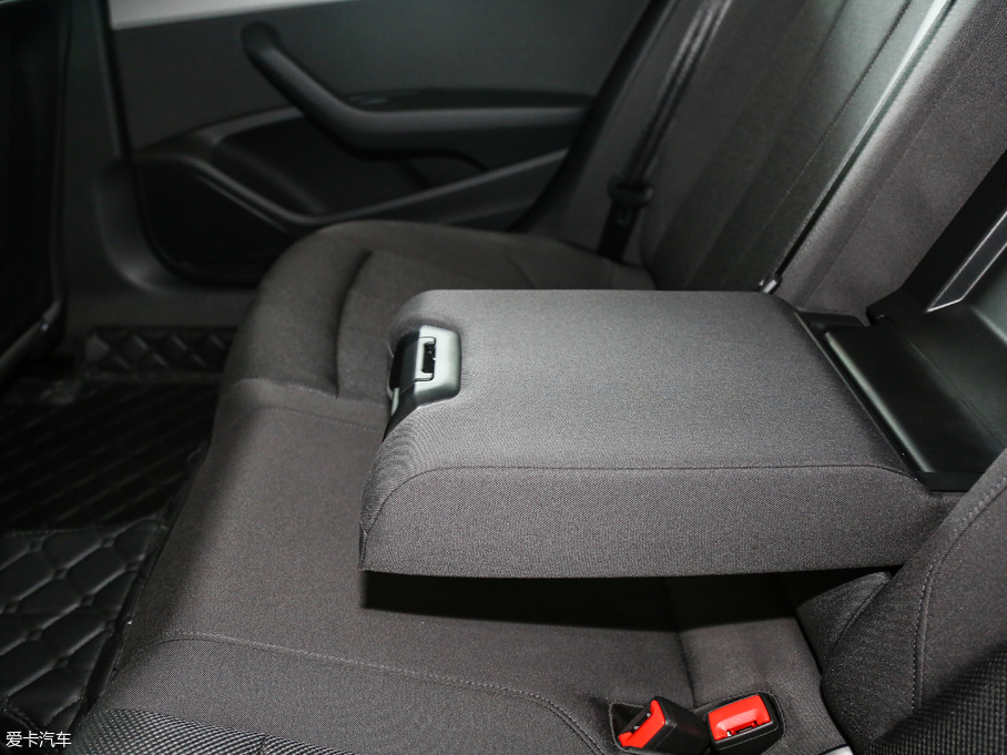 2018WA4L 30 40 TFSI Mȡ