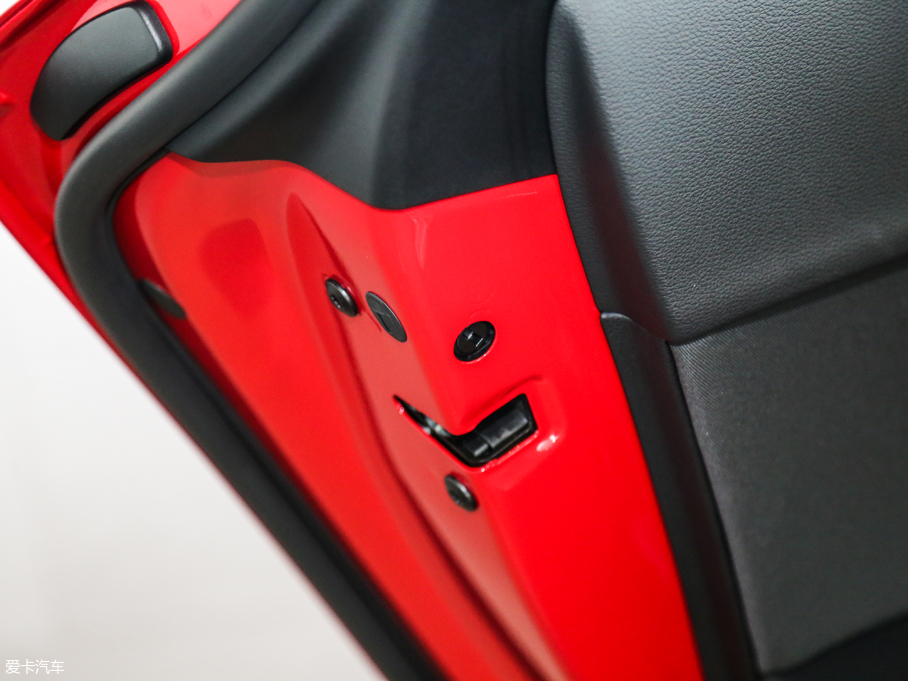 2018WA4L 30 40 TFSI Mȡ