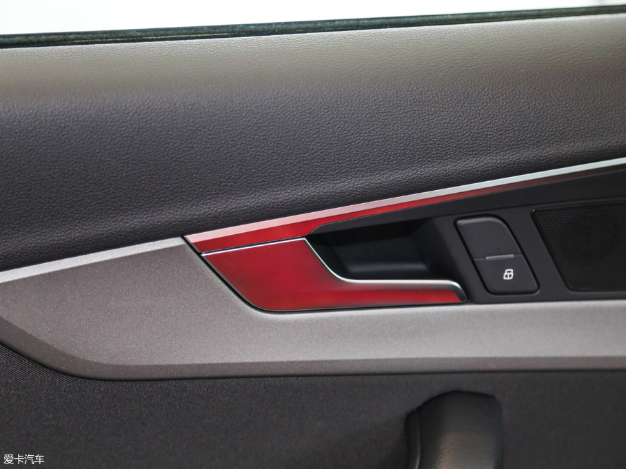 2018?yun)WA4L 30 40 TFSI M(jn)ȡ