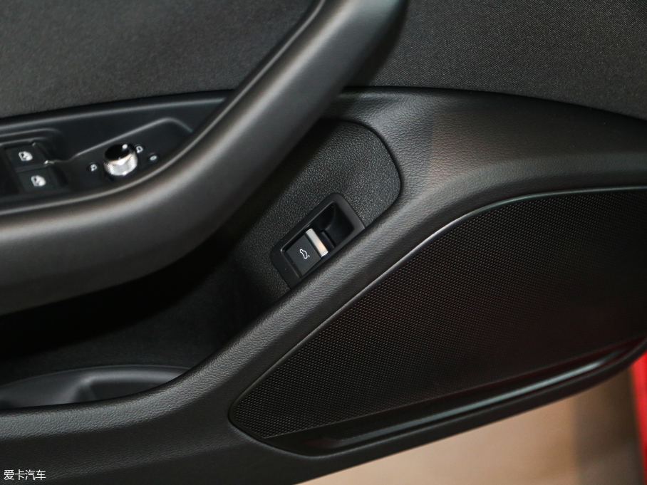 2018WA4L 30 40 TFSI Mȡ