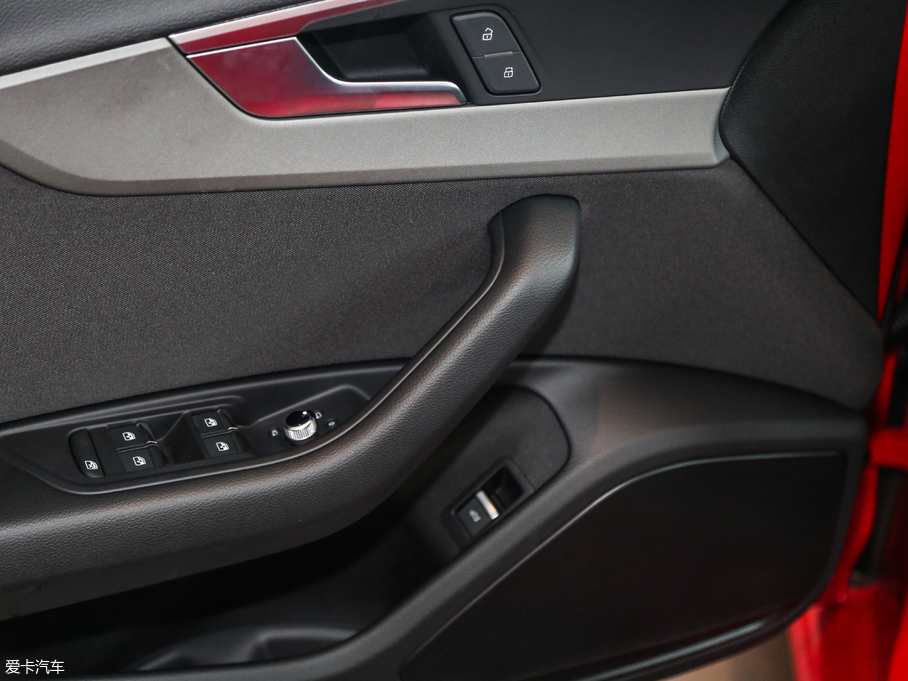 2018?yun)WA4L 30 40 TFSI M(jn)ȡ