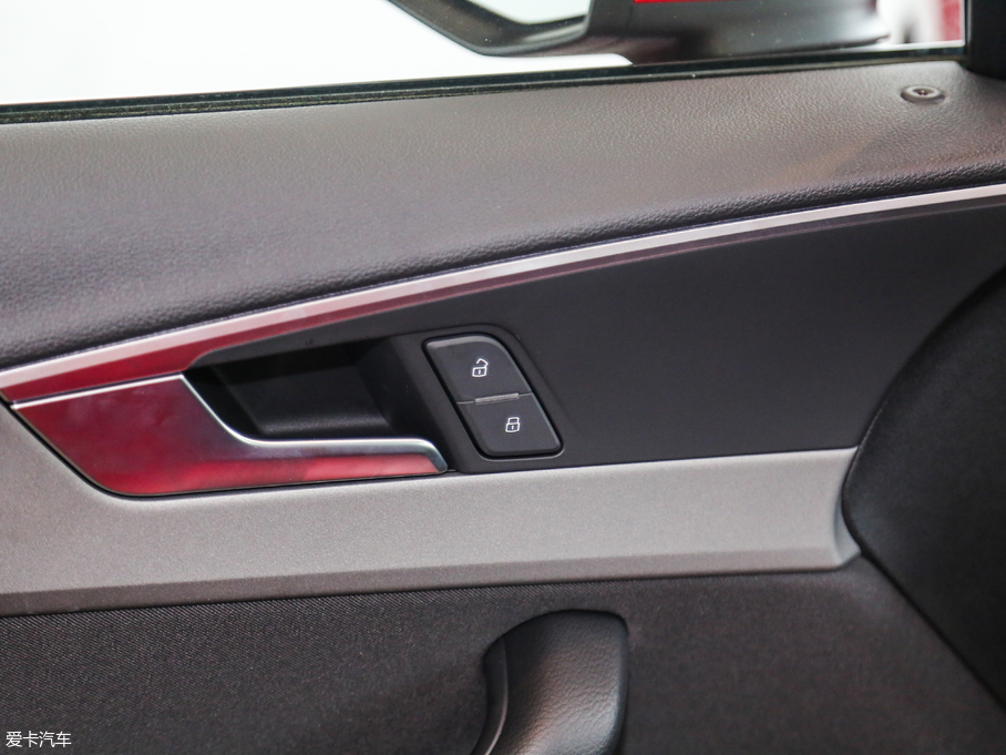 2018WA4L 30 40 TFSI Mȡ