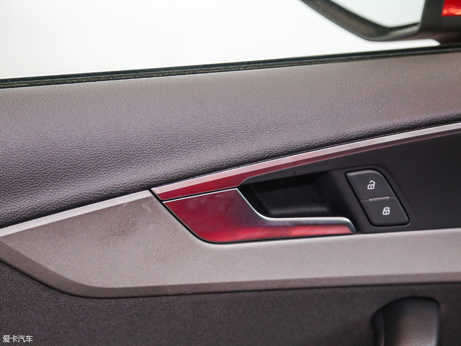 2018WA4L 30 40 TFSI Mȡ