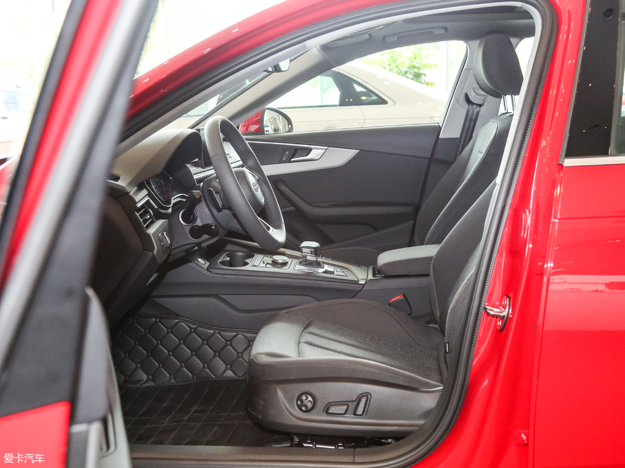 2018WA4L 30 40 TFSI Mȡ