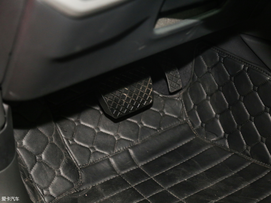 2018WA4L 30 40 TFSI Mȡ