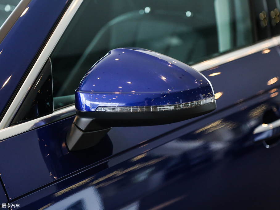 2018WA4L 30 40 TFSI Mȡ