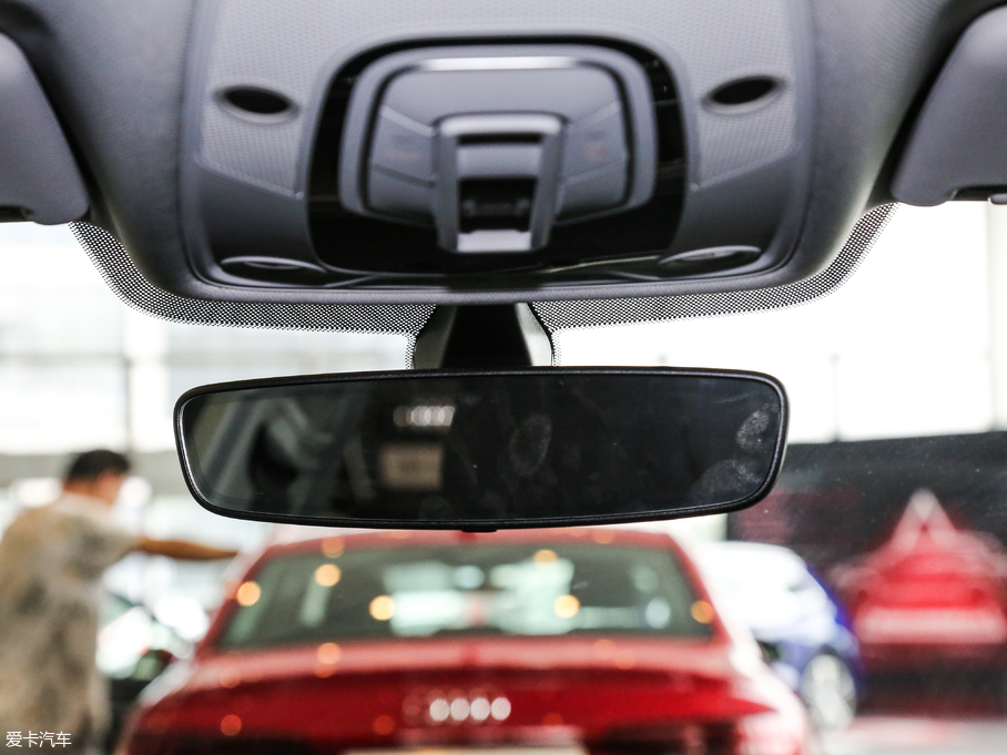 2018WA4L 30 40 TFSI Mȡ