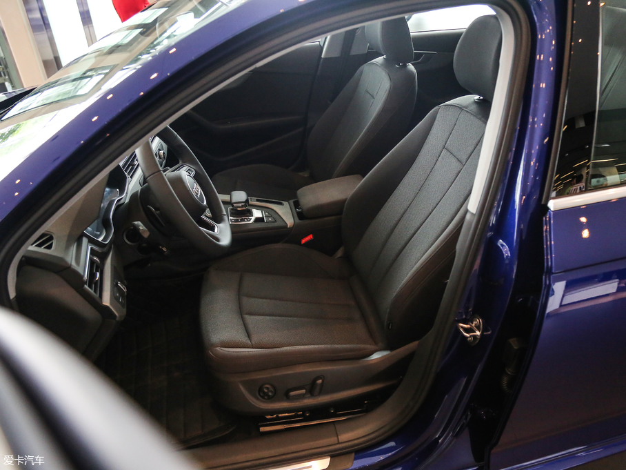 2018WA4L 30 40 TFSI Mȡ