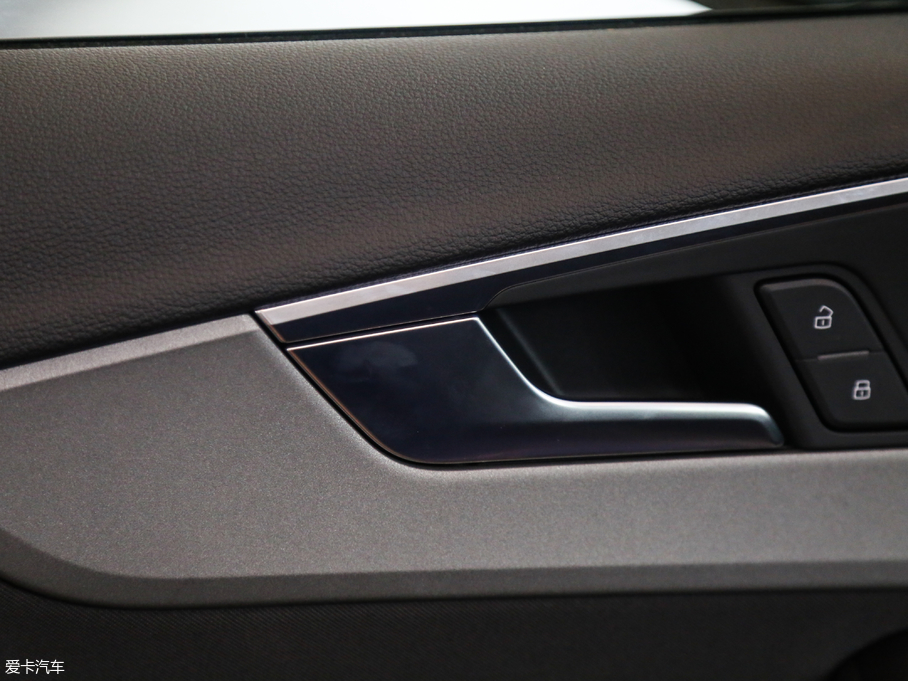 2018?yun)WA4L 30 40 TFSI M(jn)ȡ