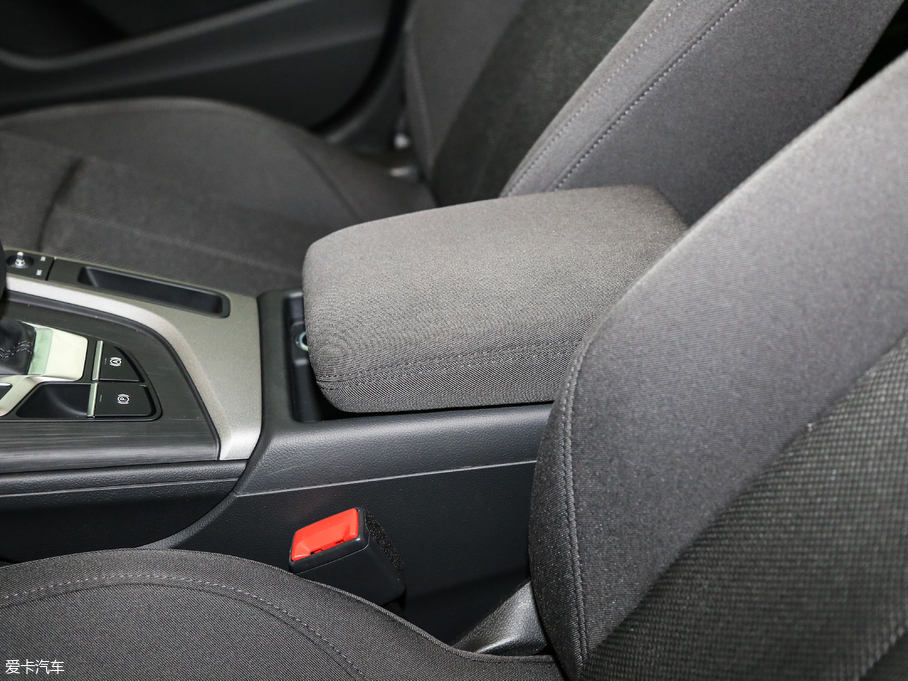 2018WA4L 30 40 TFSI Mȡ