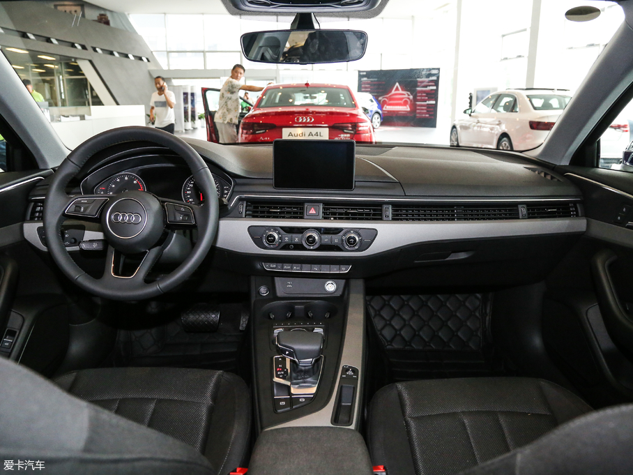 2018WA4L 30 40 TFSI Mȡ