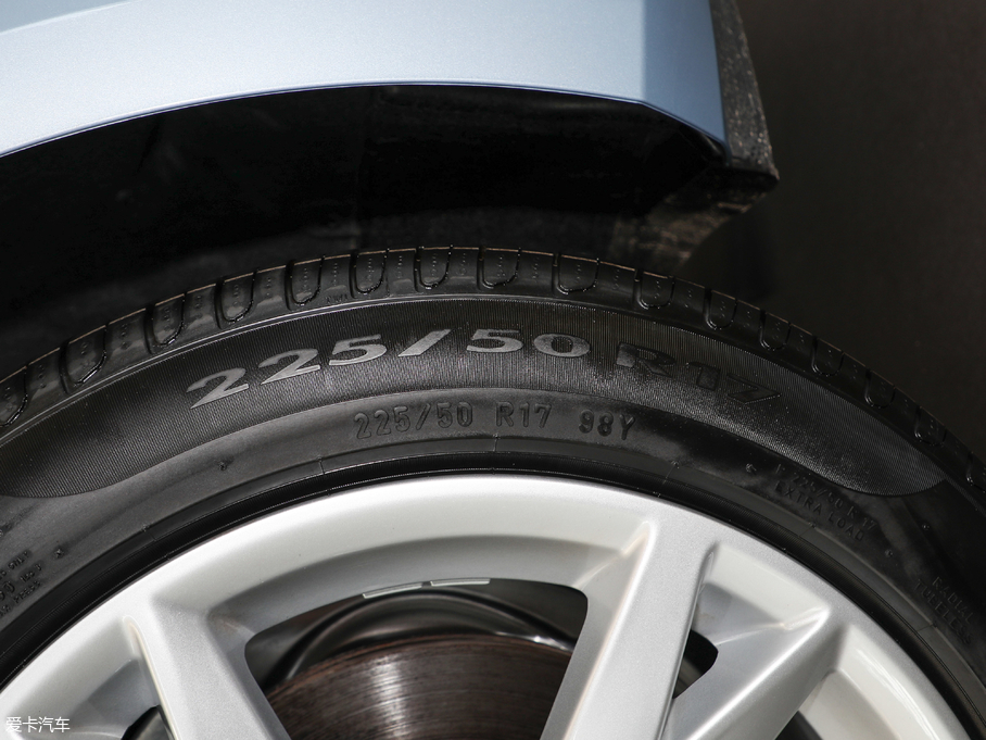 2018WA4L 30 40 TFSI Mȡ