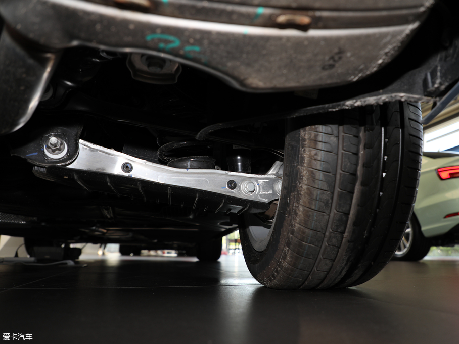 2018WA4L 30 40 TFSI M(jn)ȡ