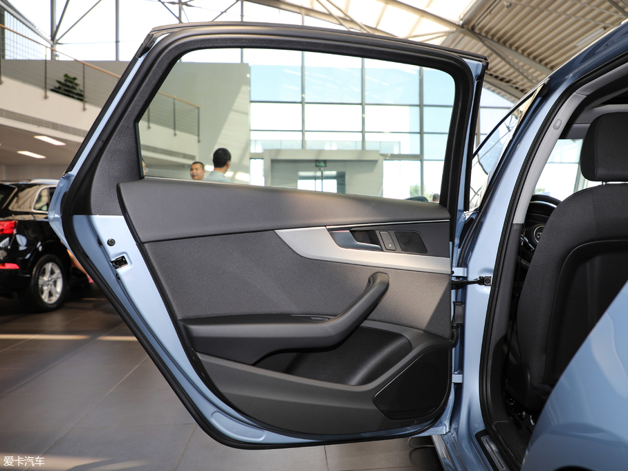 2018WA4L 30 40 TFSI Mȡ