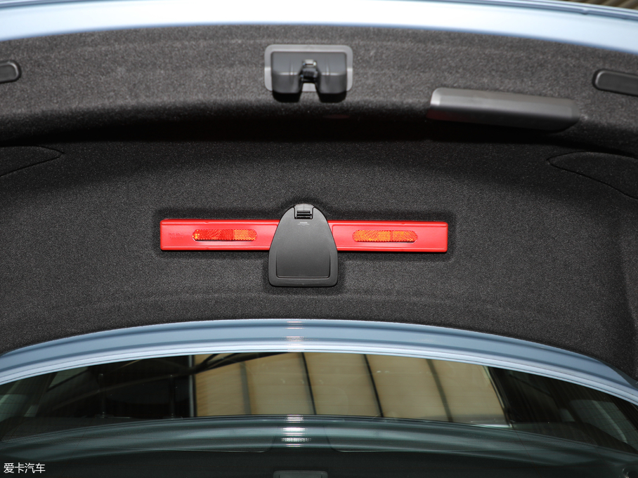 2018WA4L 30 40 TFSI Mȡ