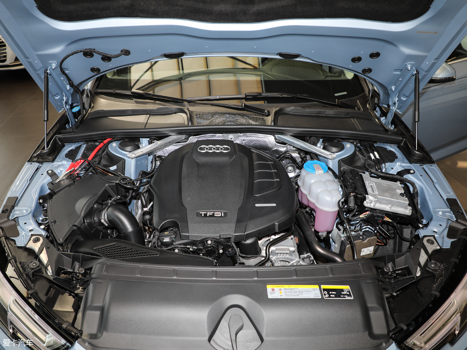 2018?yun)WA4L 30 40 TFSI M(jn)ȡ