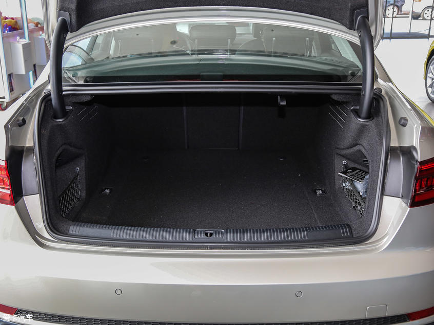 一汽-大眾奧迪2018款奧迪A4L