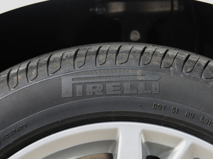 201830 40 TFSI Mȡ ݆̥Ʒ