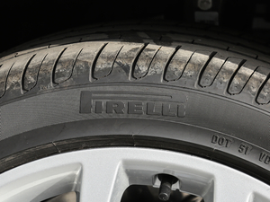 201830 40 TFSI r ݆̥Ʒ