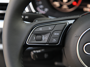 201830 40 TFSI \ п؅^