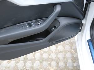 201830 45 TFSI quattro\ ǰTg