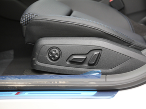 201830 45 TFSI quattro\ {{