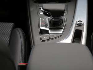 201830 45 TFSI quattro\(yn)(dng) п؅^(q)