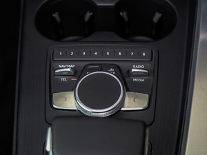 201830 40 TFSI \ п؅^