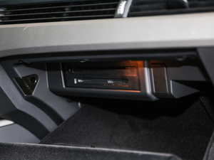 201830 40 TFSI Mȡ g