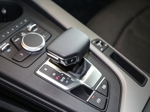 201830 40 TFSI M(jn)ȡ QU