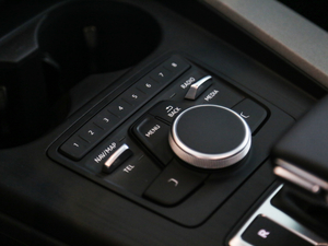 201830 40 TFSI M(jn)ȡ п؅^(q)