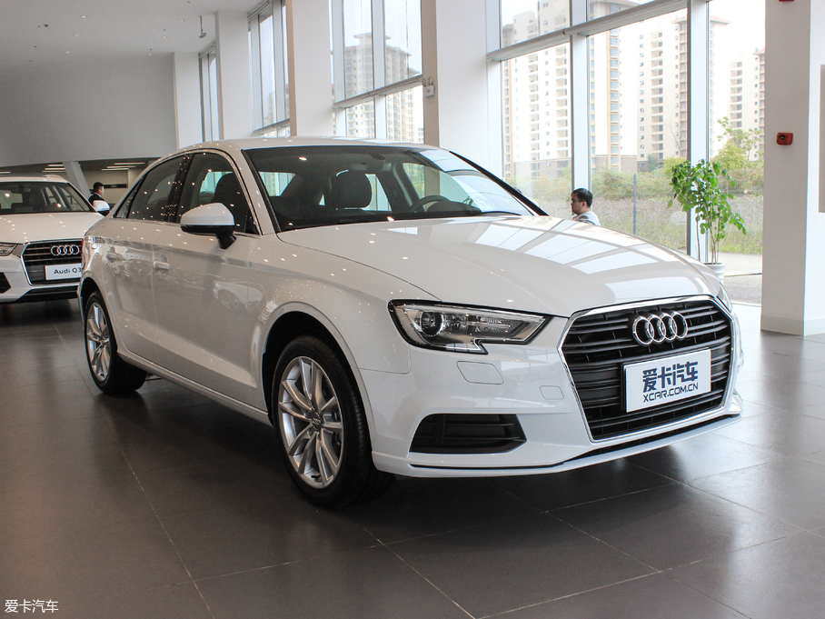 2018WA3 Limousine 30 Limousine 35 TFSIMȡ	