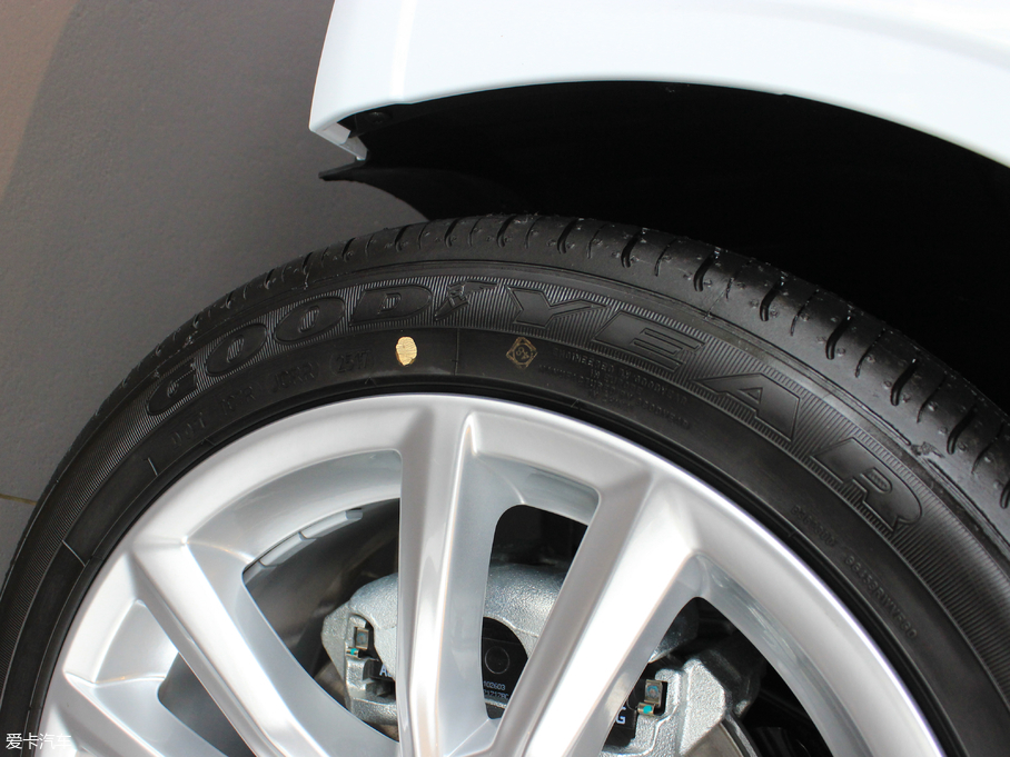 2018WA3 Limousine 30 Limousine 35 TFSIM(jn)ȡ	