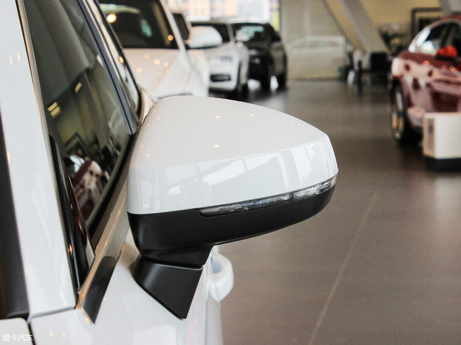 2018WA3 Limousine 30 Limousine 35 TFSIMȡ	