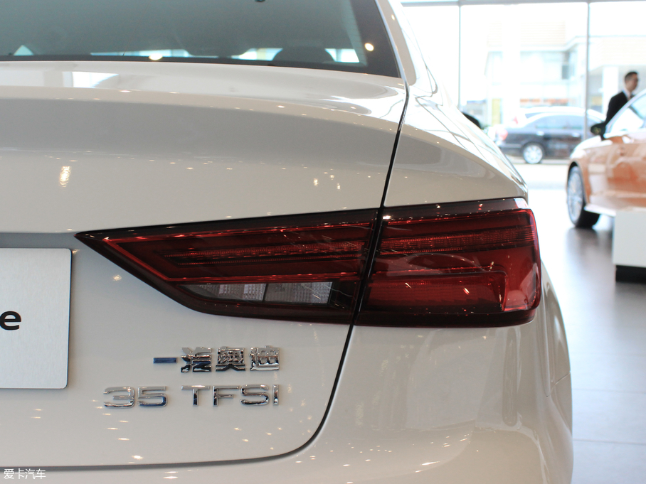 2018WA3 Limousine 30 Limousine 35 TFSIMȡ	