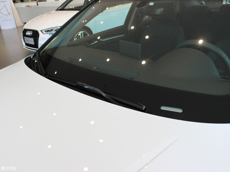 2018WA3 Limousine 30 Limousine 35 TFSIMȡ	