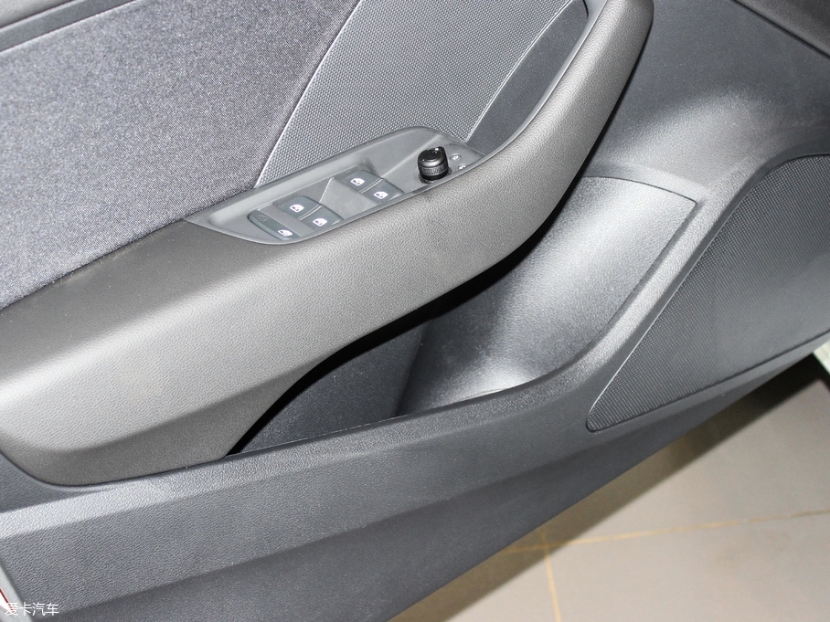 2018WA3 Limousine 30 Limousine 35 TFSIMȡ	