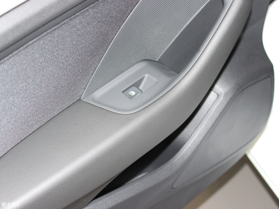 2018WA3 Limousine 30 Limousine 35 TFSIMȡ	