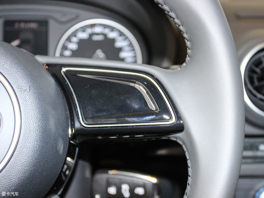 2018?yun)WA3 Limousine 30 Limousine 35 TFSIM(jn)ȡ	