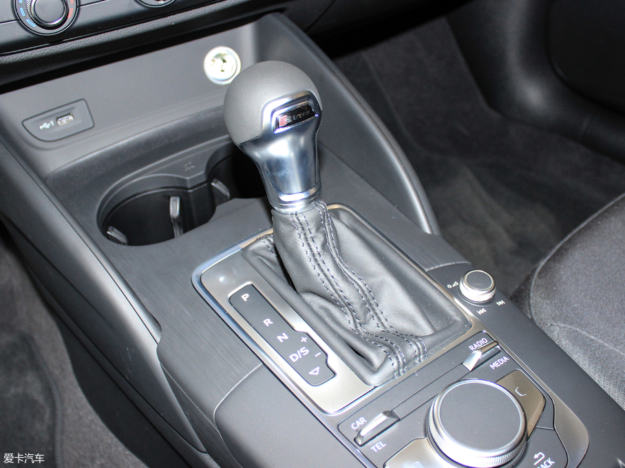 2018WA3 Limousine 30 Limousine 35 TFSIMȡ	